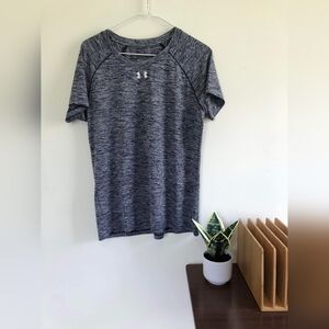 Workout T Shirt Under Armour Size L